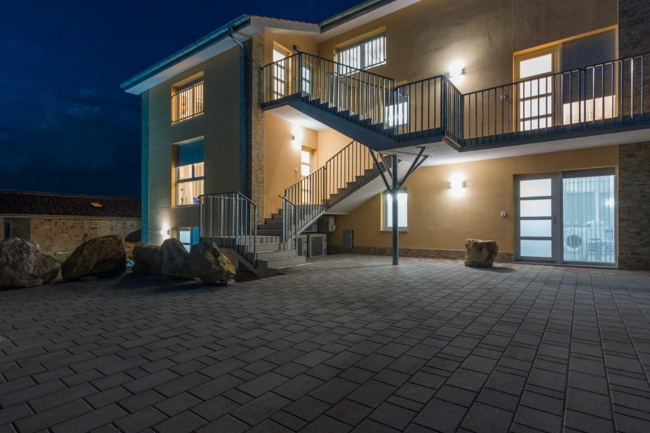 Fabulous House B With Outdoor Pool Apartment Zaton  Ngoại thất bức ảnh